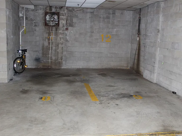 6713 Polk St #6 — Photo 36