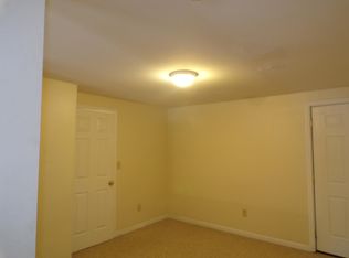 249 E Chicago St APT 4, Jonesville, MI 49250