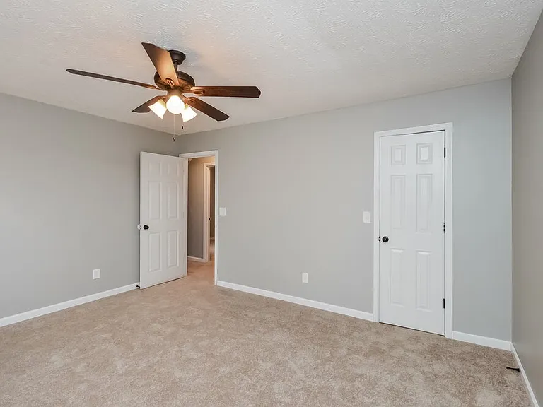 2093 Phillips Rd — Photo 10
