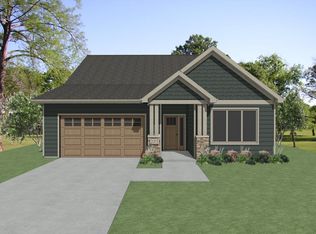 2015 Erie Dr, Northfield, MN 55057