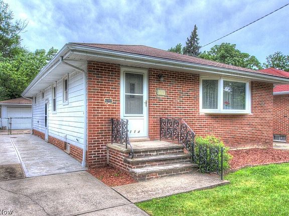 2nd image of 1114 Homestead Rd