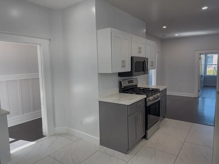 1511 Golden Gate Ave #4 — Photo 7