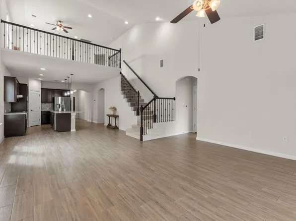 9802 Acero Dr, Austin, TX 78717