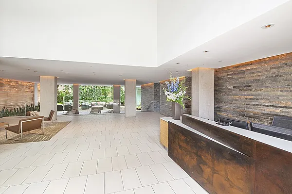 Rented by Compass | media 25