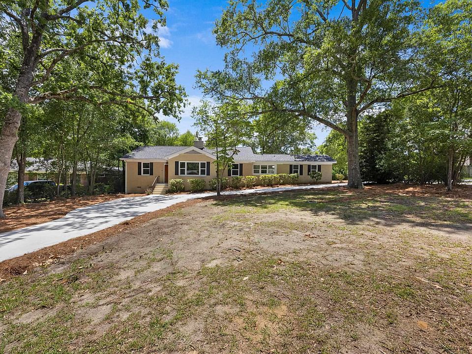 1st image of 4532 Meadowood Rd