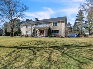 84 Willow Brook Rd, Longmeadow, MA 01106