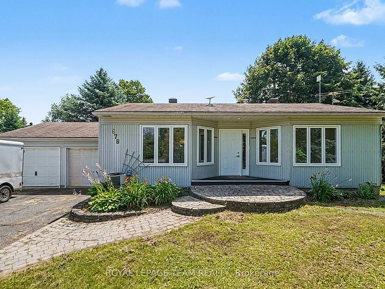 978 Rideau Rd — Photo 1