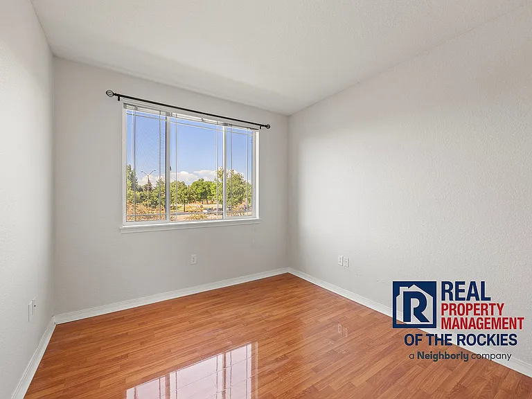 2133 Krisron Rd #C-207 — Photo 11