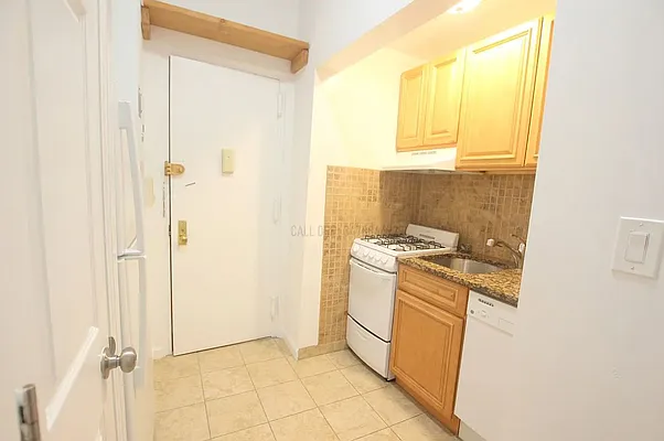 Rented by Corcoran | media 47