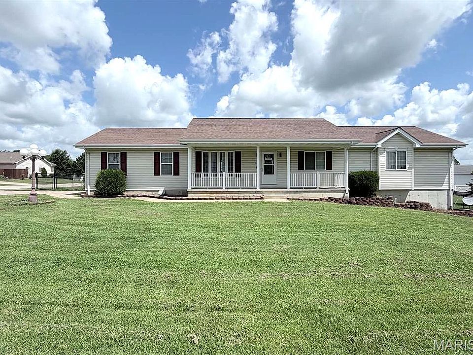 1st image of 70 Swan Ln