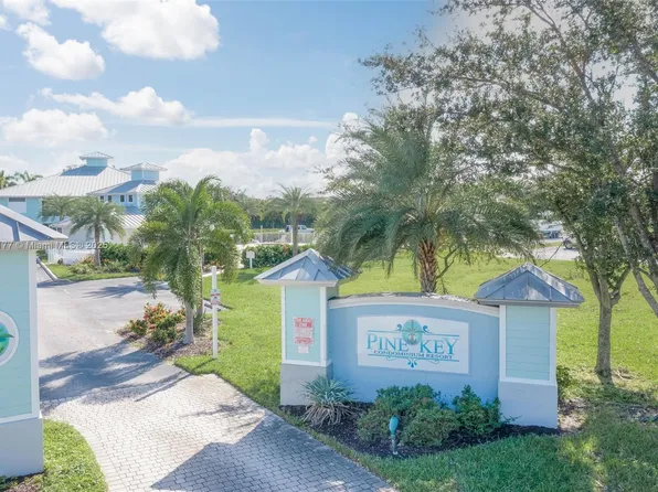 1050 Hancock Creek South Blvd APT 203, Cape Coral, FL 33909