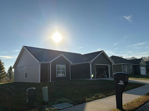 3rd image of 324 Wabash Cir