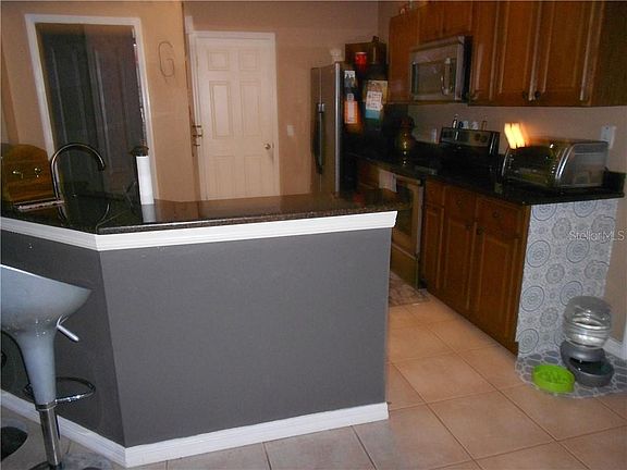 4th image of 1713 S Acadian Dr