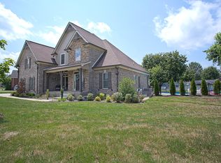 2000 Carrs Creek Blvd, Greenbrier, TN 37073