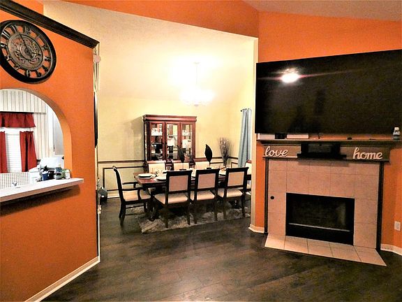 4th image of 5635 Emily Ln
