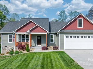 3115 Richard St, Morganton, NC 28655