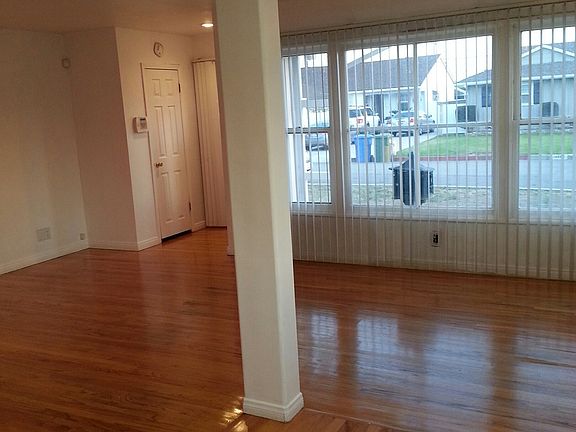 5th image of 14007 Danbrook Dr