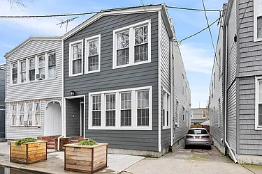 8 Cypress Court in Cypress Hills