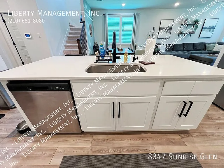 8347 Sunrise Gln — Photo 11