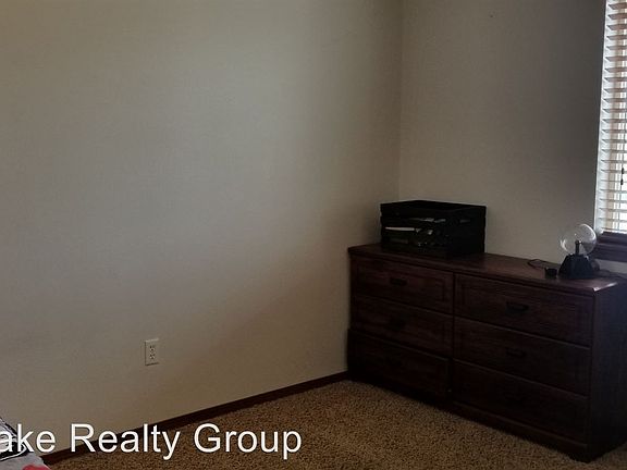 5th image of 1009 N Pierce Dr #B
