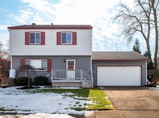 833 Sheryl Dr, Cleveland, OH 44109