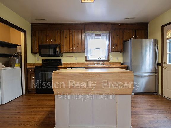 5th image of 2101 S Twilight Ln