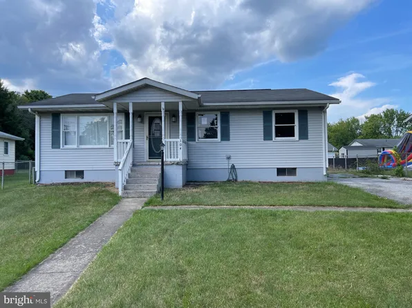104 Marl Dr, Ranson, WV 25438