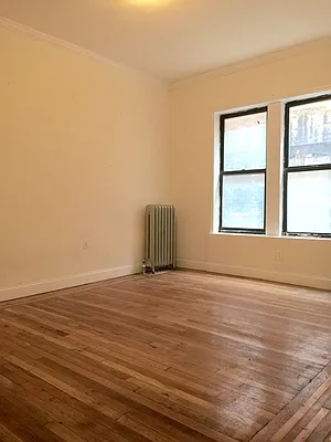 Rented by Uptown Flats LLC | media 18