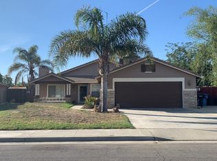 912 Meadow View Rd, Hanford, CA 93230