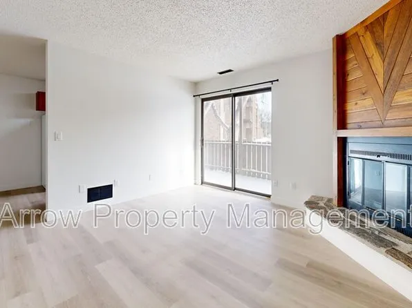 203 E Arbor Ave, Bismarck, ND