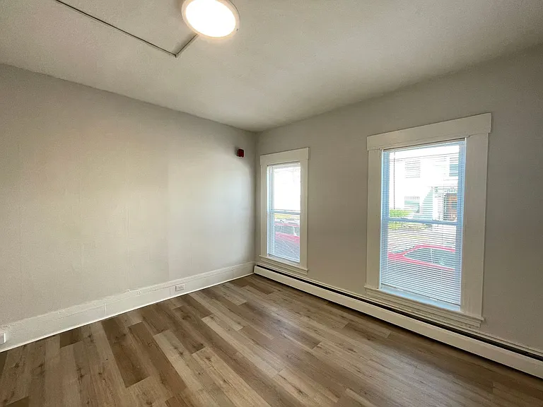 49 Pennacook St #1 — Photo 10