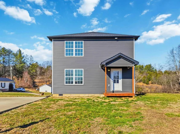 29 Rhonda Kay Dr, Irvine, KY 40336