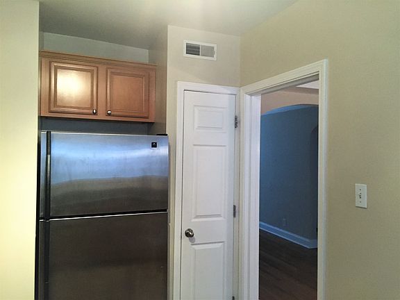2nd image of 7506 Cromwell Dr APT 2S