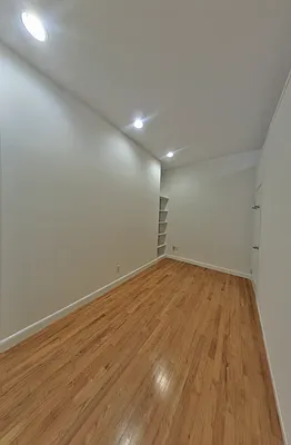 Rented by Compass | media 11