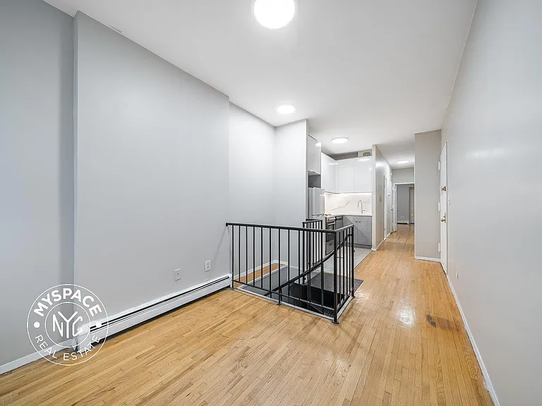 147 9th St #1A — Photo 7