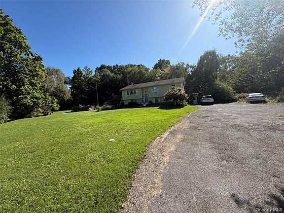 2nd image of 81 Old Unionville Road