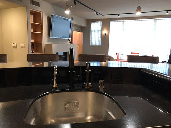 Open Kitchen to Greatroom