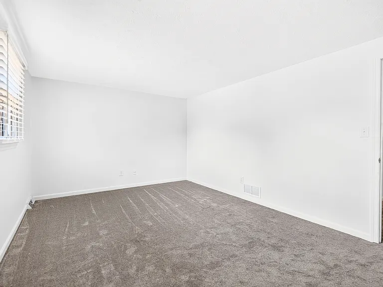 307 Lancers Way — Photo 22