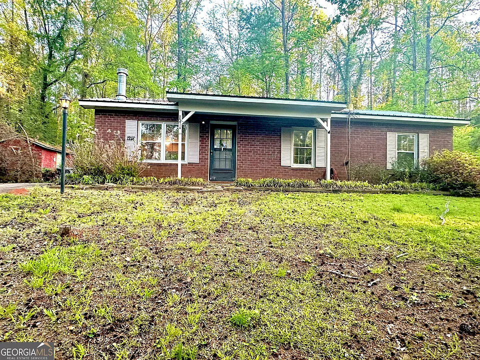 1218 Salem Chipley Rd