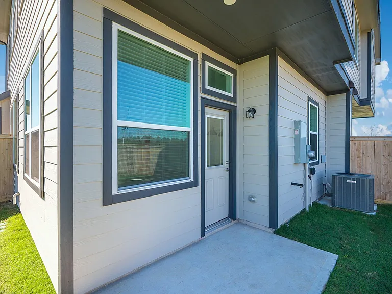 12815 Mount Orb Ct — Photo 11