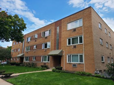 341 Custer Ave APT 1, Evanston, IL, 60202