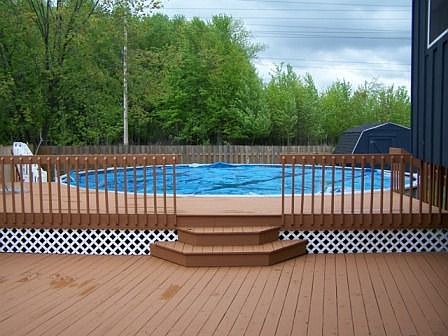 Oversized Pool & Deck
