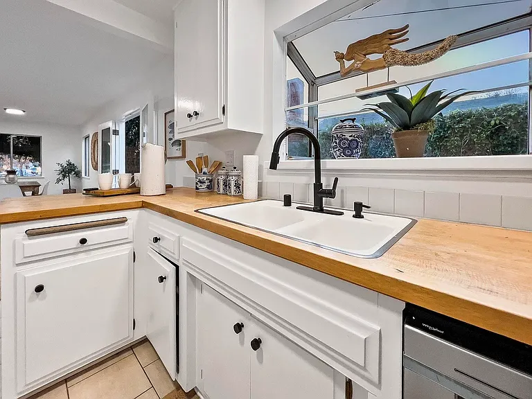 1455 Sterling Ave — Photo 19