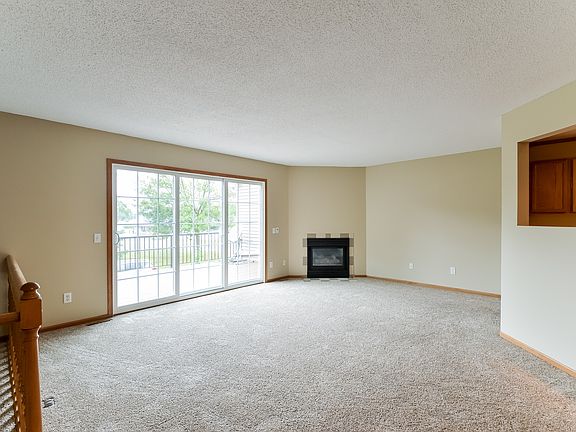 3rd image of 12943 Harriet Ave S