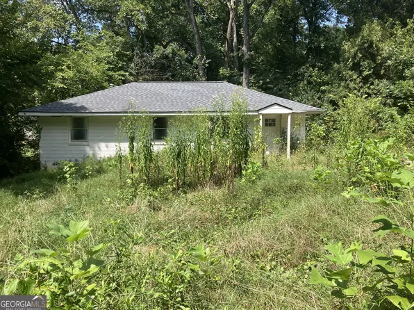 1733 Hollyhock Ter, Decatur, GA 30032