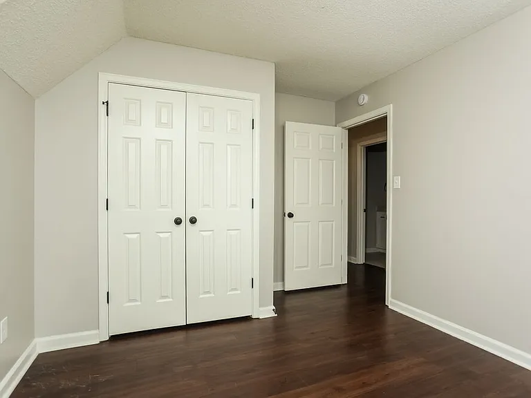 1271 Breezy Gate Dr — Photo 10