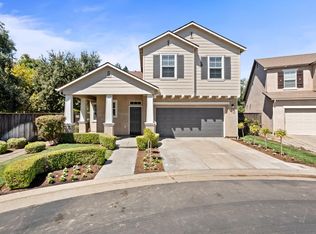 1601 Glen Kippen Ln, Clovis, CA