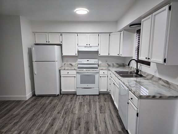 2nd image of 1308 Lincoln Ave APT 4