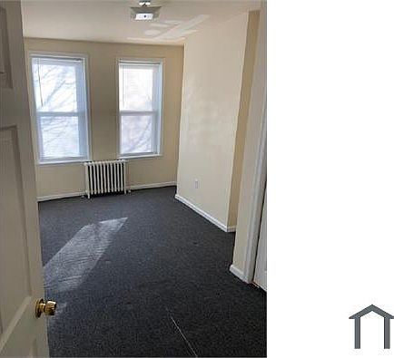 3rd image of 3828 Cambridge St Fl 2nd