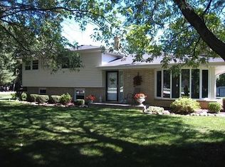 4209 Canterbury Ln, Racine, WI 53403